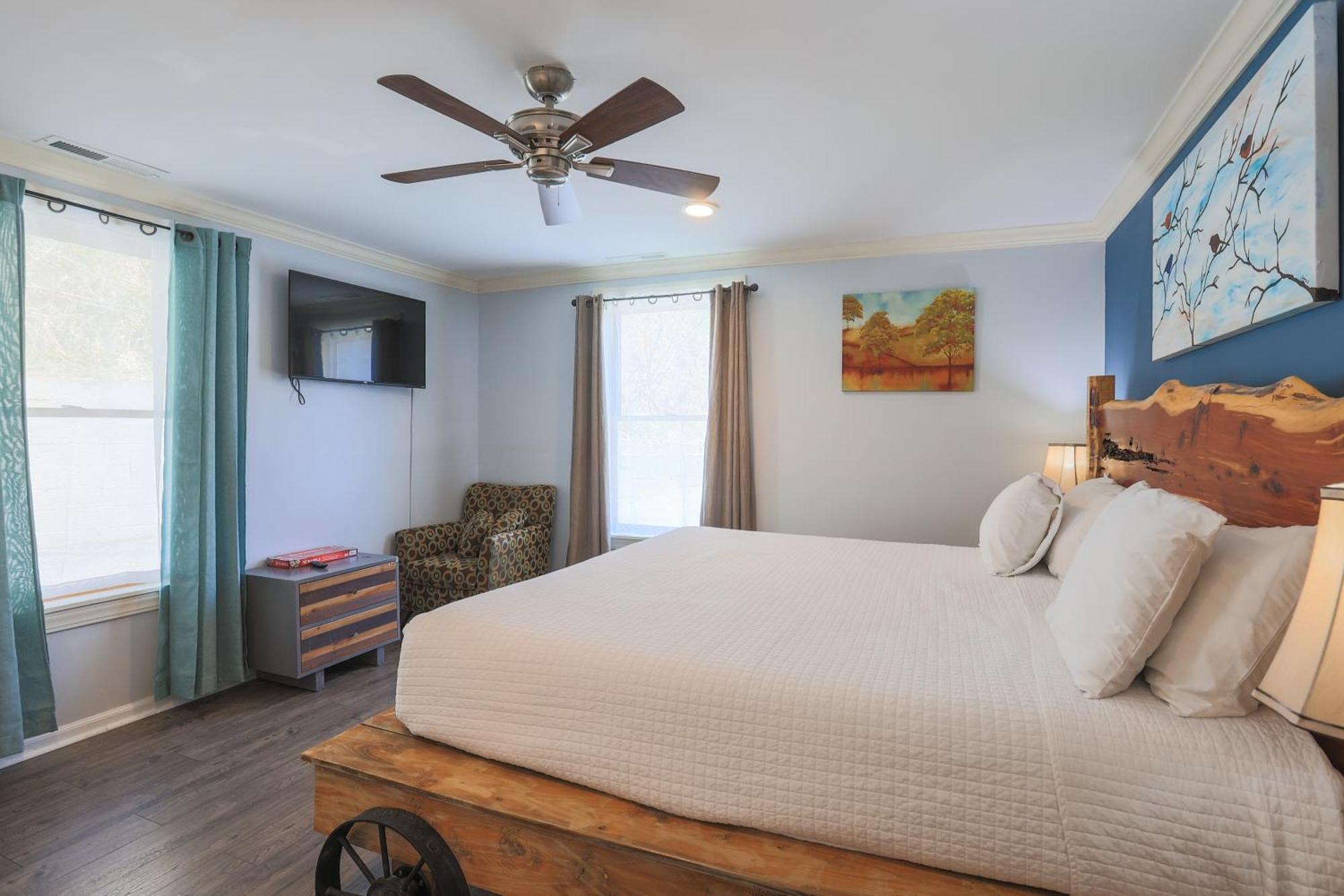 Relaxing 3Br Cottage 1 Mile To Main St Attractions Views 蓋特林堡 外观 照片