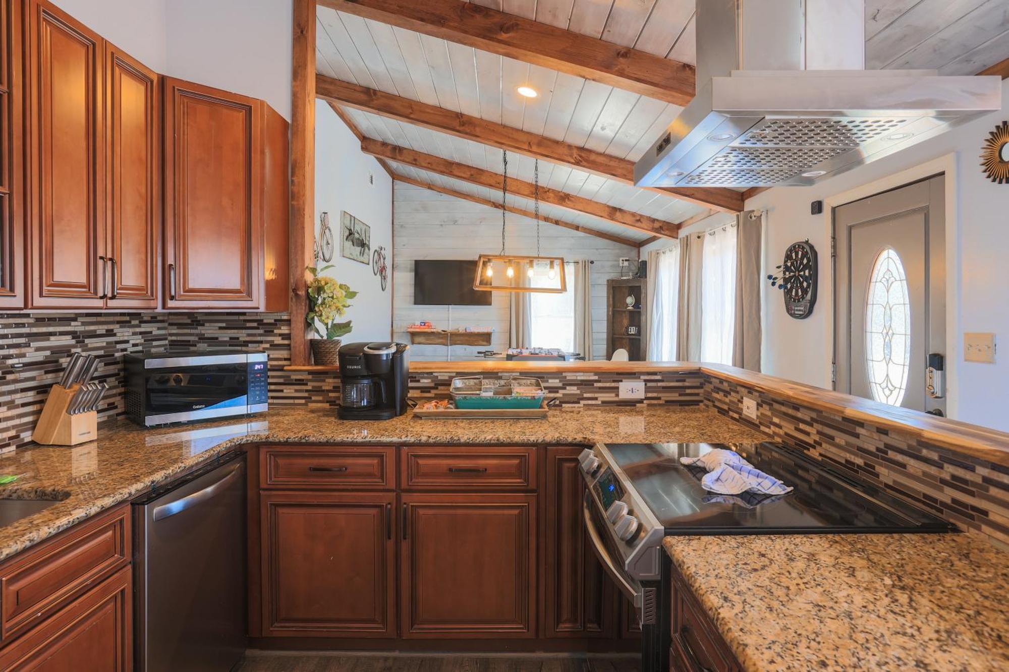 Relaxing 3Br Cottage 1 Mile To Main St Attractions Views 蓋特林堡 外观 照片