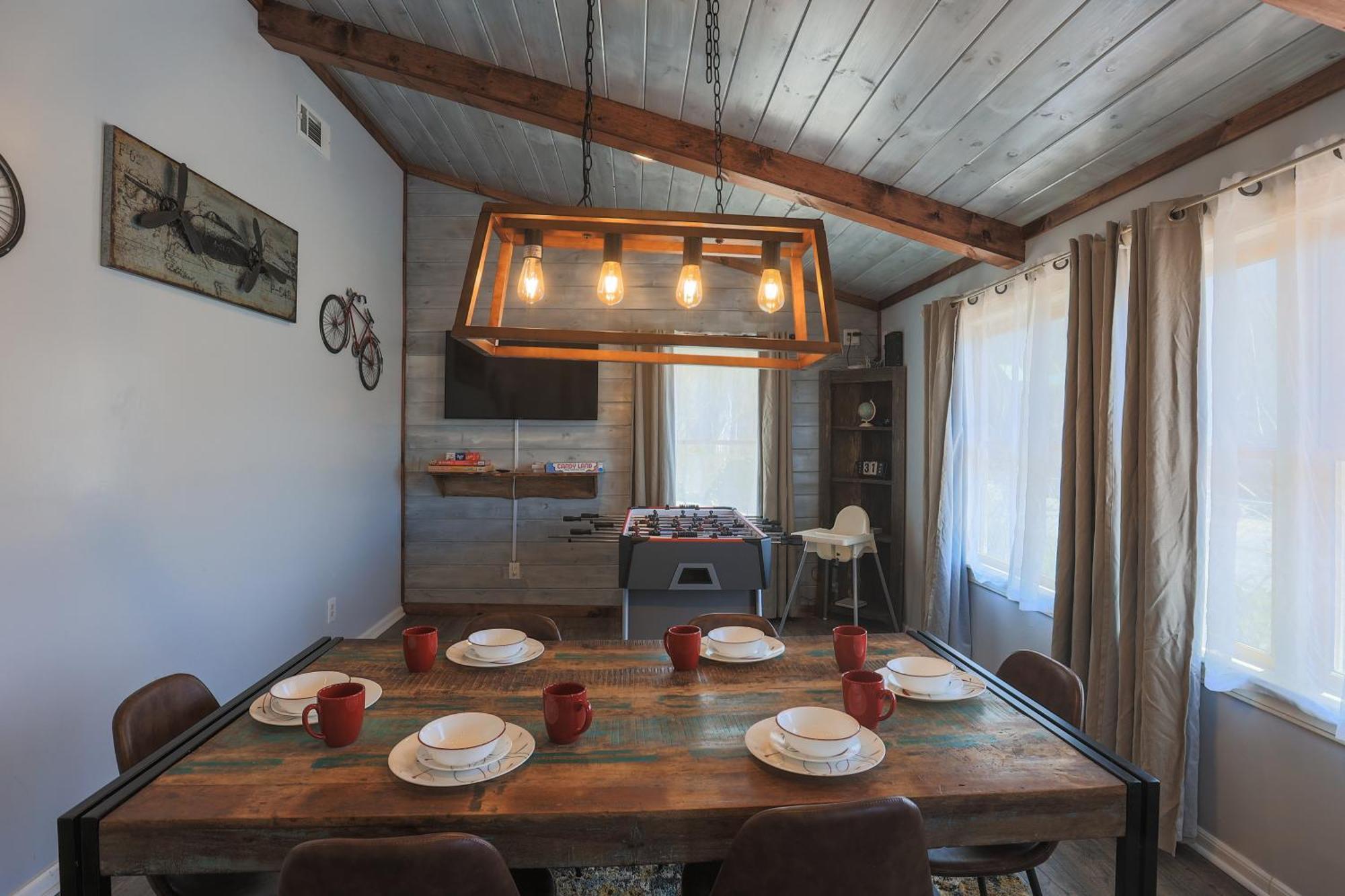 Relaxing 3Br Cottage 1 Mile To Main St Attractions Views 蓋特林堡 外观 照片